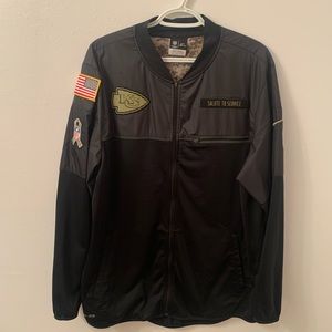 Mens Nike Dri-Fit Kansas City Chiefs Salute to Service Jacket.